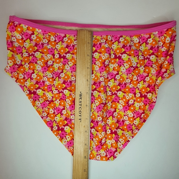 Land's End Swim Set Size 12+ plus FREE GIFT - Picture 11 of 12